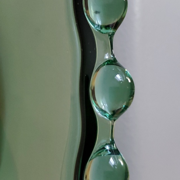Emerald Green Divided Imperial Glass Candlestick Style Plate. - Picture 4 of 6
